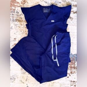 Figs Navy Natal Flutter Top and Marsielle Pants Scrub Set